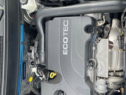 Used 2022 Chevrolet Equinox LS FWD image 15