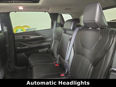 Used 2026 INFINITI QX60 Luxe w/ Cargo Package FWD image 11