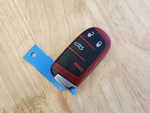 Used 2016 Dodge Challenger SRT Hellcat image 40