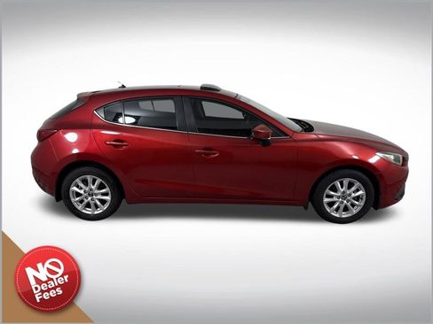 Used 2016 MAZDA MAZDA3 i Touring image 2