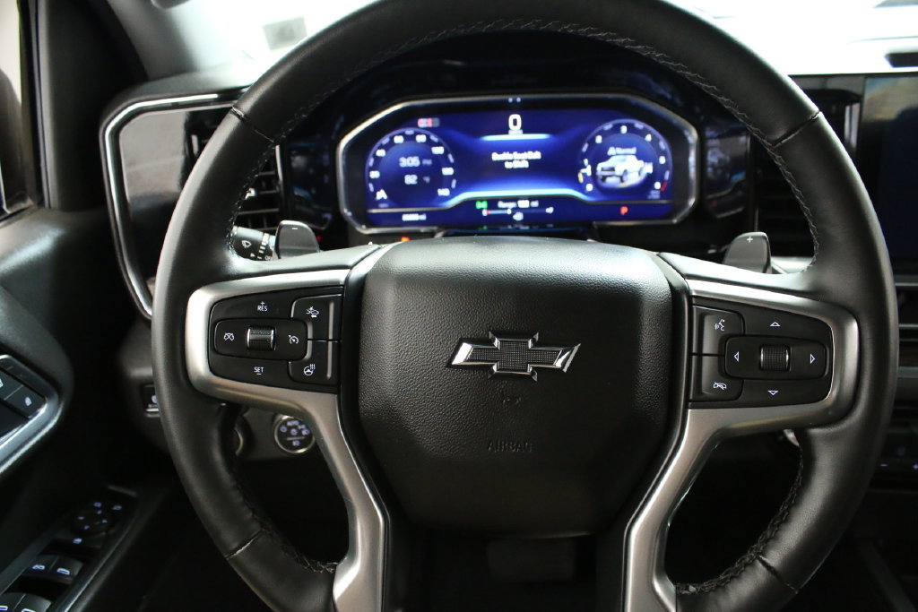 Used 2025 Chevrolet Silverado 1500 LT Trail Boss AWD/4WD image 13