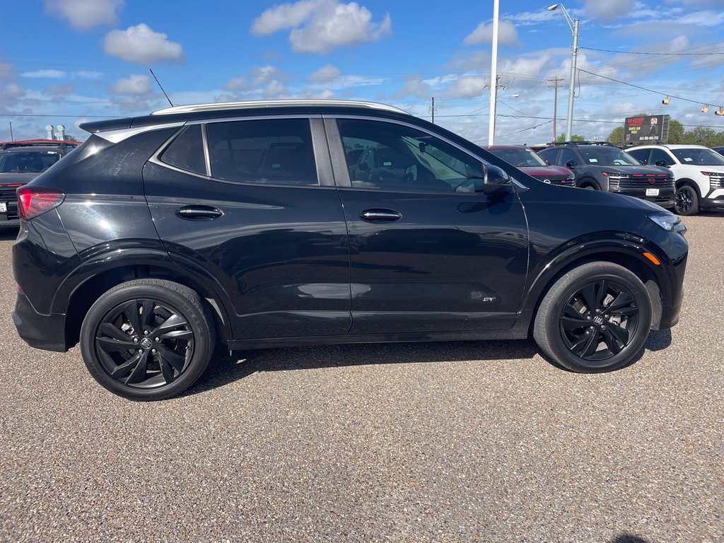 Used 2025 Buick Encore GX Sport Touring w/ Comfort Package FWD image 2