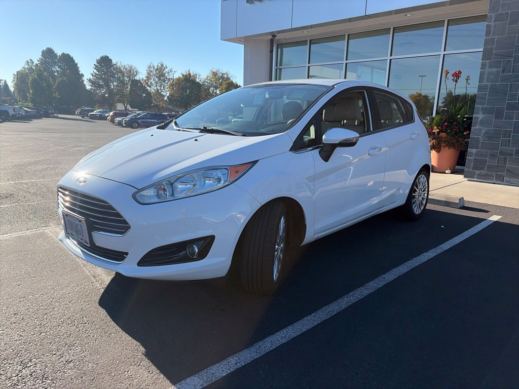Used 2015 Ford Fiesta Titanium FWD image 3