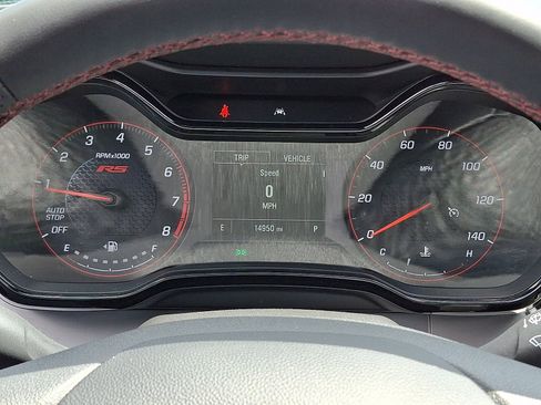 Used 2024 Chevrolet Trax RS w/ Driver Confidence Package FWD image 19