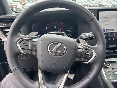 Used 2024 Lexus GX 550 AWD/4WD image 13