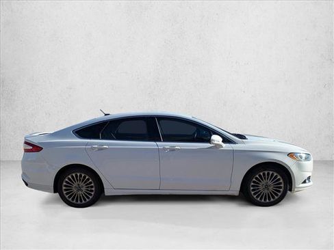 Used 2015 Ford Fusion Titanium image 4