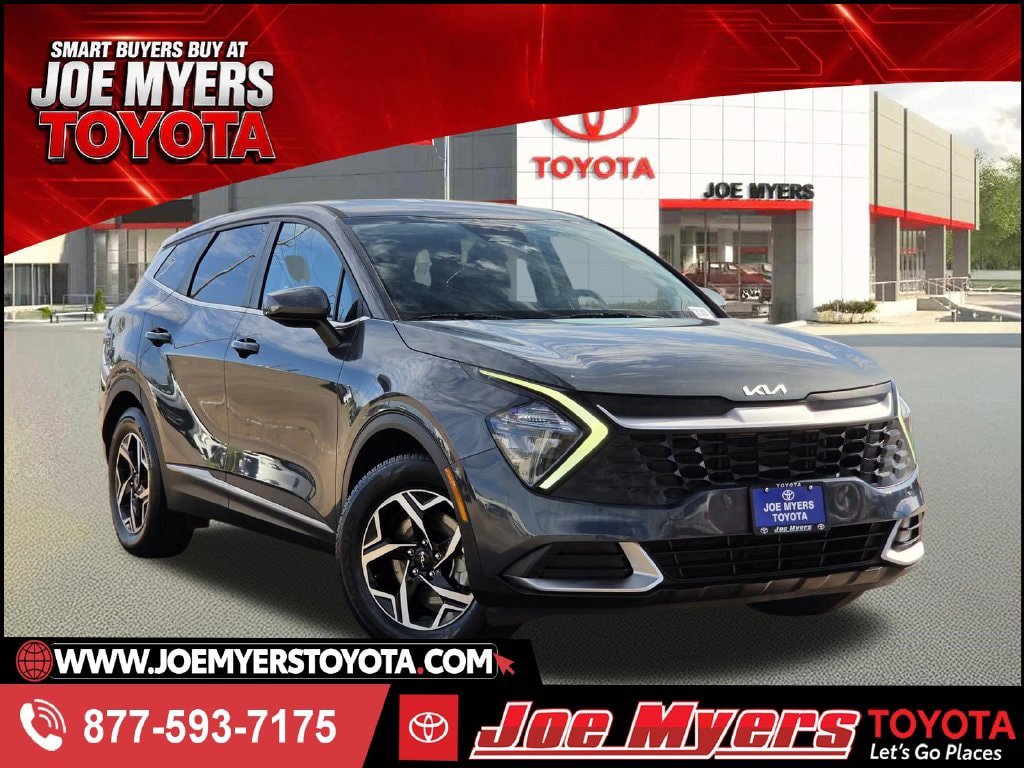 Used 2023 Kia Sportage LX FWD image 1