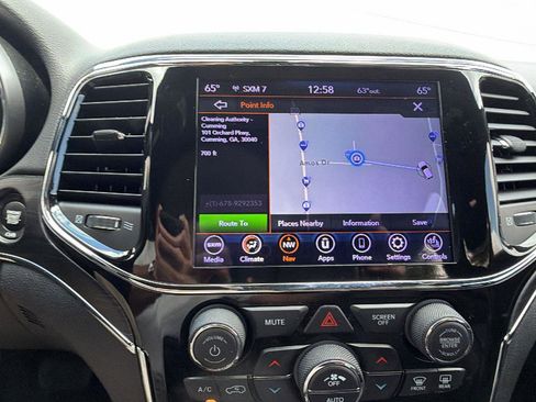 Used 2021 Jeep Grand Cherokee Limited w/ Luxury Group II AWD/4WD image 30