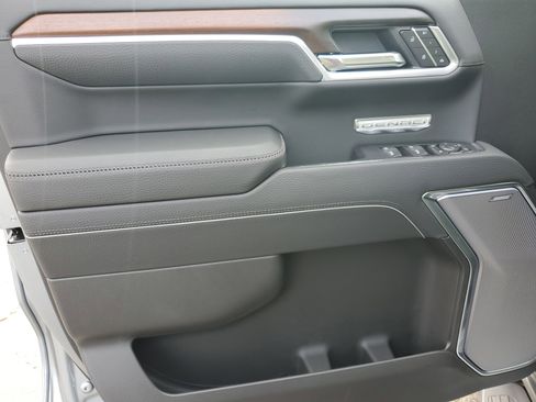 New 2026 GMC Sierra 1500 Denali w/ Technology Package image 19