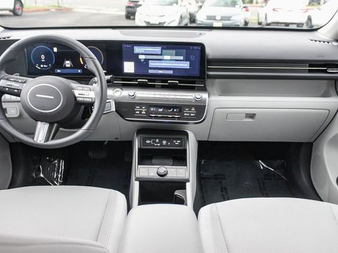 Certified 2025 Hyundai Kona SEL image 13