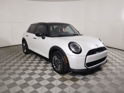 New 2026 MINI Cooper S image 3