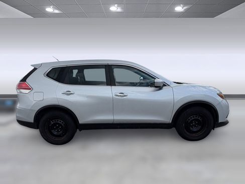 Used 2014 Nissan Rogue S image 6