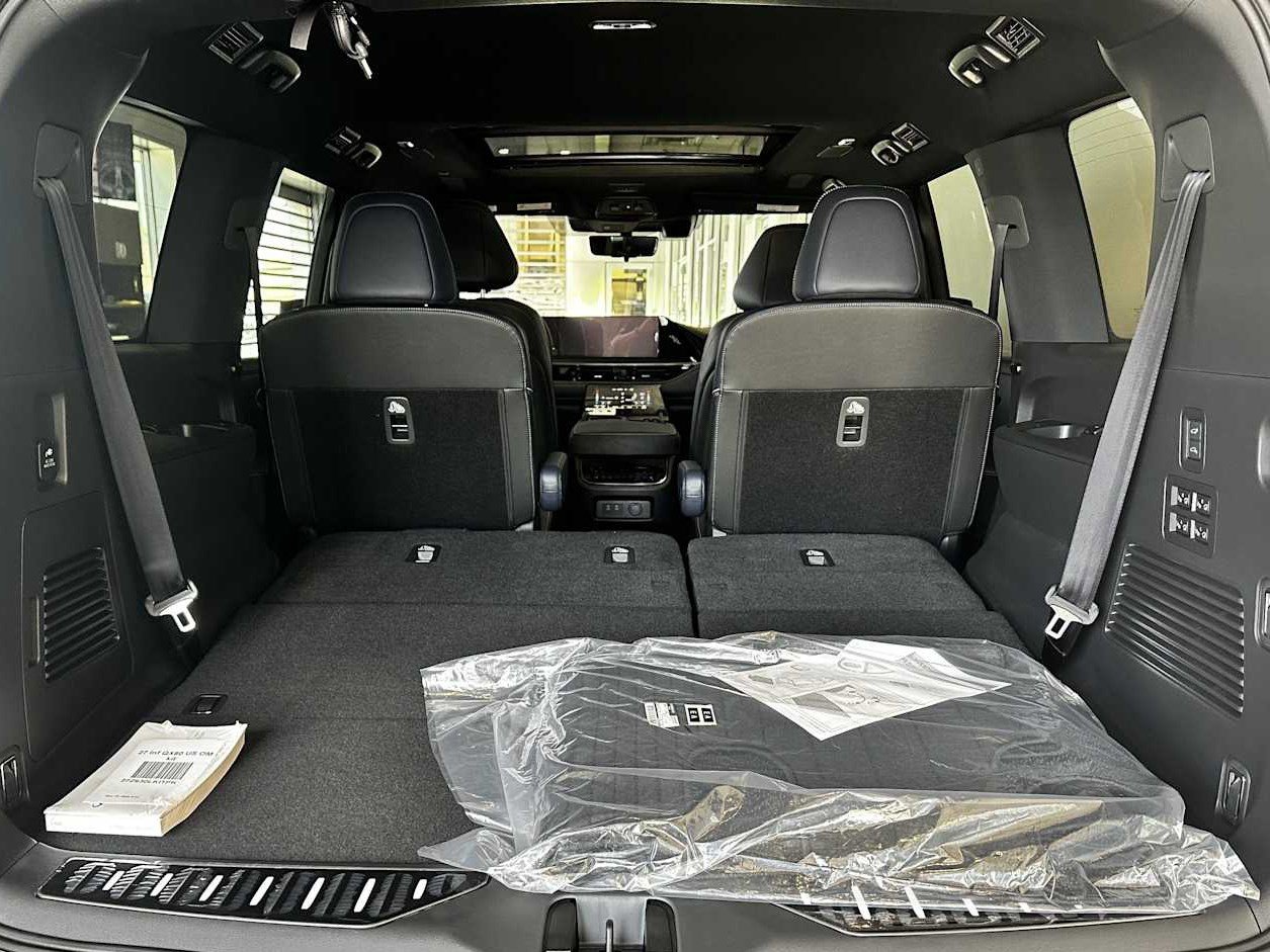 New 2027 INFINITI QX80 Sensory w/ Sport Exterior Package AWD/4WD image 11