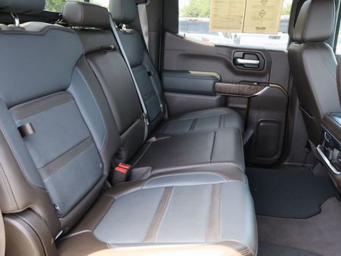 Used 2019 GMC Sierra 1500 Denali w/ Denali Ultimate Package AWD/4WD image 30
