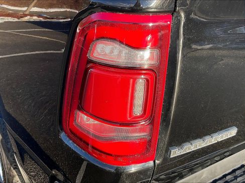 Used 2024 RAM 1500 Laramie image 33