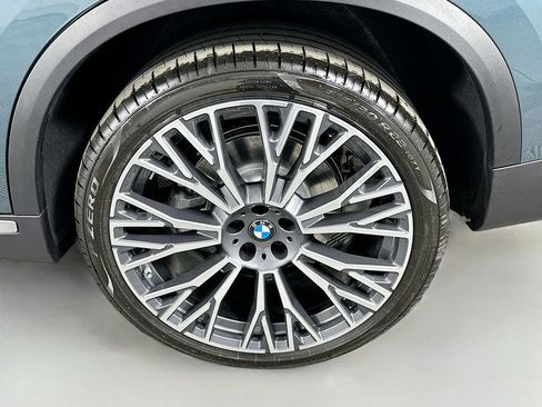 New 2026 BMW X5 xDrive40i w/ Climate Comfort Package image 23