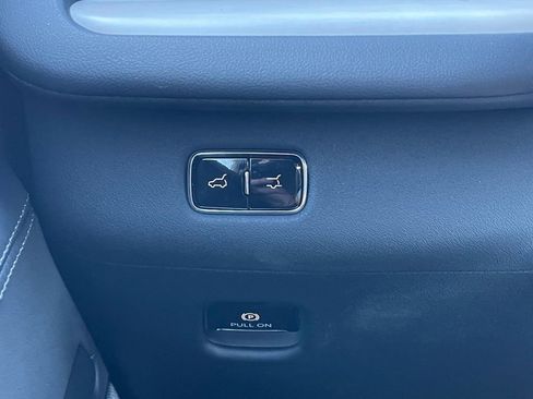 New 2025 Lincoln Navigator L Reserve w/ Jet Appearance Package image 13