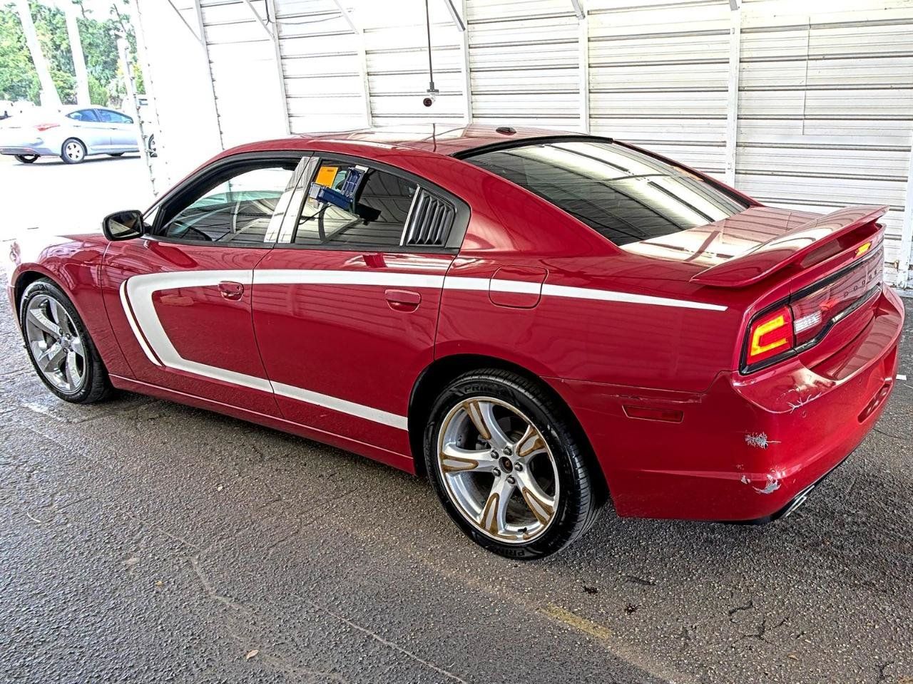 Used 2011 Dodge Charger R/T RWD image 5