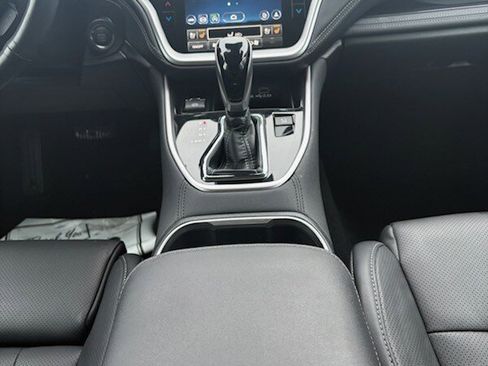Used 2023 Subaru Outback Touring image 14