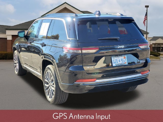 Used 2026 Jeep Grand Cherokee Summit AWD/4WD image 4