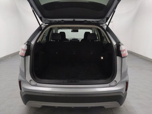 Used 2024 Ford Edge SEL image 29
