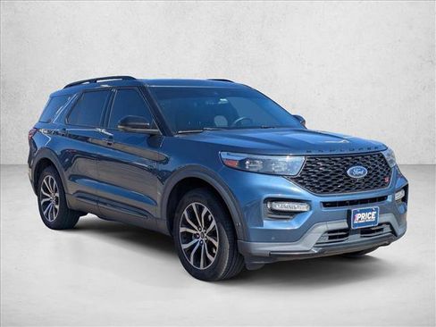 Used 2020 Ford Explorer ST w/ Premium Technology Package image 3