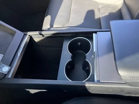 Used 2024 Tesla Model 3 Standard Range RWD image 18