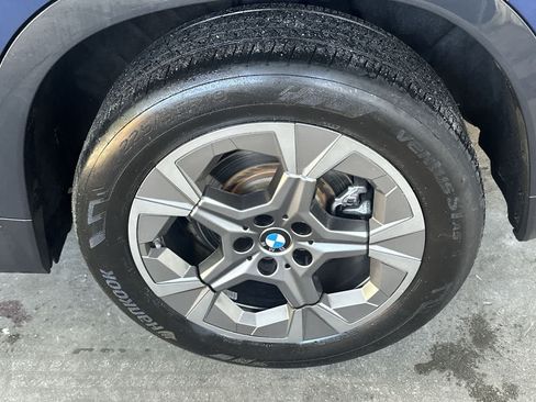 Used 2025 BMW X1 xDrive28i AWD/4WD image 11