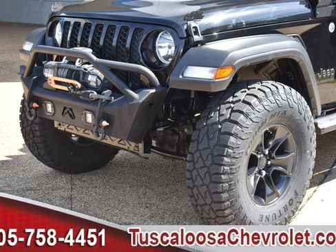 Used 2020 Jeep Gladiator Sport w/ Quick Order Package 24S image 39