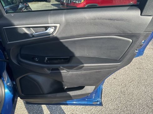 Used 2020 Ford Edge SEL w/ Convenience Package image 19
