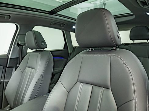 Certified 2025 Audi Q5 Premium Plus w/ Premium Plus AWD/4WD image 30