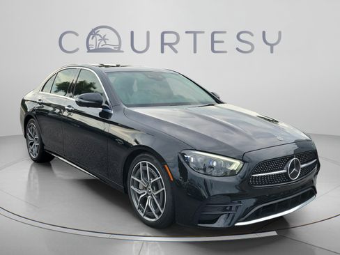 Certified 2022 Mercedes-Benz E 450 4MATIC Sedan image 4