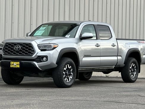 Used 2023 Toyota Tacoma TRD Off-Road w/ Technology Package image 8