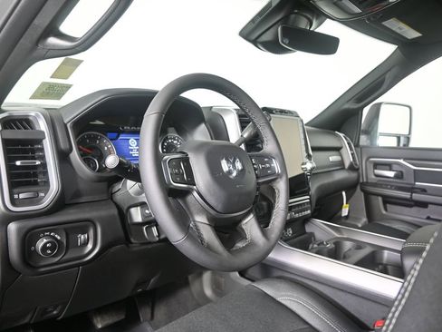 New 2026 RAM 3500 Big Horn AWD/4WD image 22