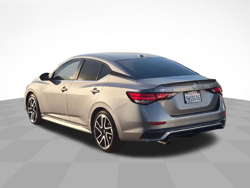 Certified 2025 Nissan Sentra SR w/ SR Premium Package FWD image 7