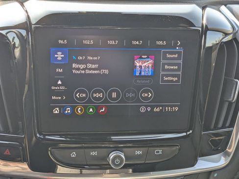 Used 2023 Chevrolet Traverse Premier image 13