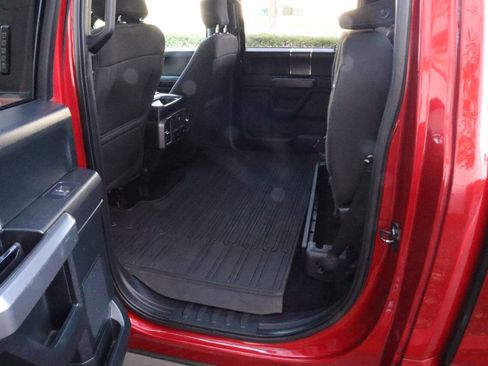 Used 2018 Ford F150 XLT w/ Equipment Group 302A Luxury image 10