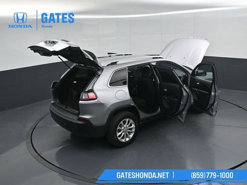 Used 2019 Jeep Cherokee Latitude w/ Popular Appearance Group AWD/4WD image 51