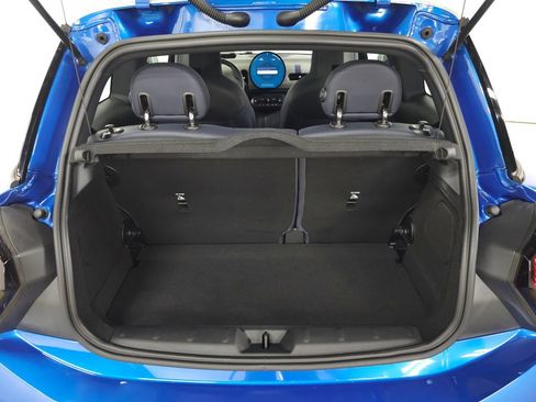 Used 2025 MINI Cooper 2-Door Hardtop FWD image 8