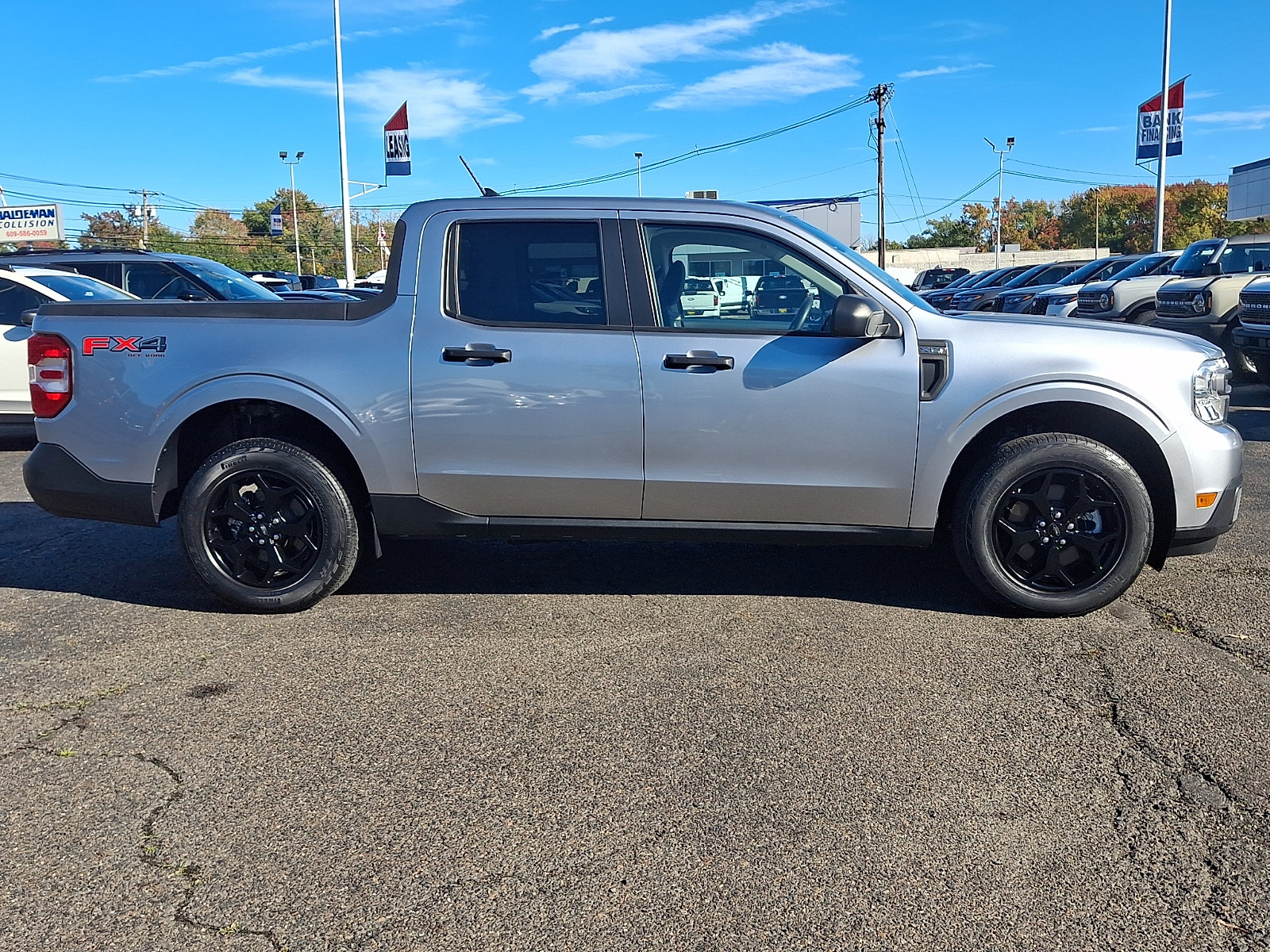 Used 2022 Ford Maverick XLT w/ Equipment Group 300A Standard AWD/4WD image 8