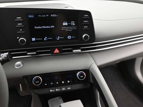 New 2026 Hyundai Elantra Sport FWD image 21