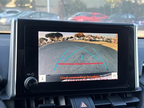 Certified 2025 Toyota RAV4 LE image 19