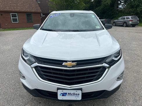 Used 2020 Chevrolet Equinox LS w/ LS Convenience Package AWD/4WD image 8