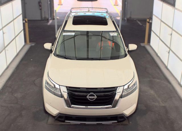 Certified 2024 Nissan Pathfinder SL w/ SL Premium Package FWD image 2