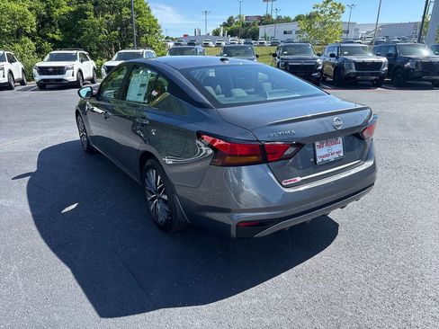 New 2026 Nissan Altima 2.5 SV FWD image 3