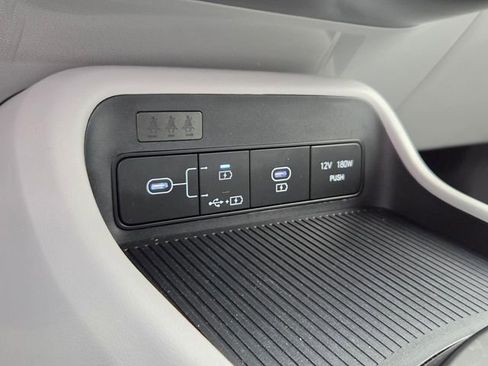 Used 2024 Hyundai Kona SEL AWD/4WD image 22
