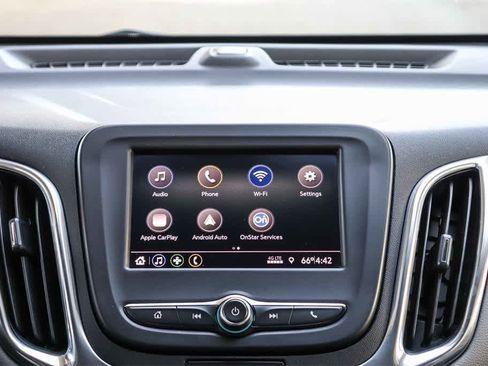 Used 2020 Chevrolet Equinox LS w/ LS Convenience Package image 15