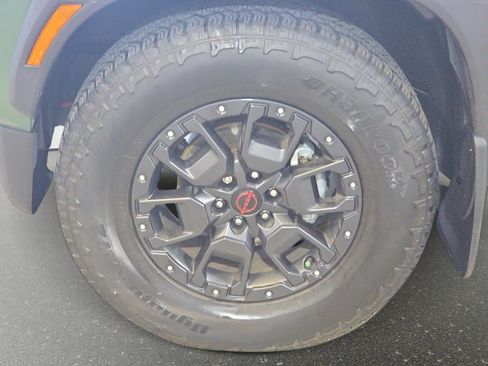 Used 2022 Nissan Frontier Pro-X w/ Pro-X Premium Package RWD image 31