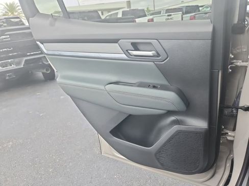 New 2026 GMC Terrain AT4 w/ Convenience Package III image 10