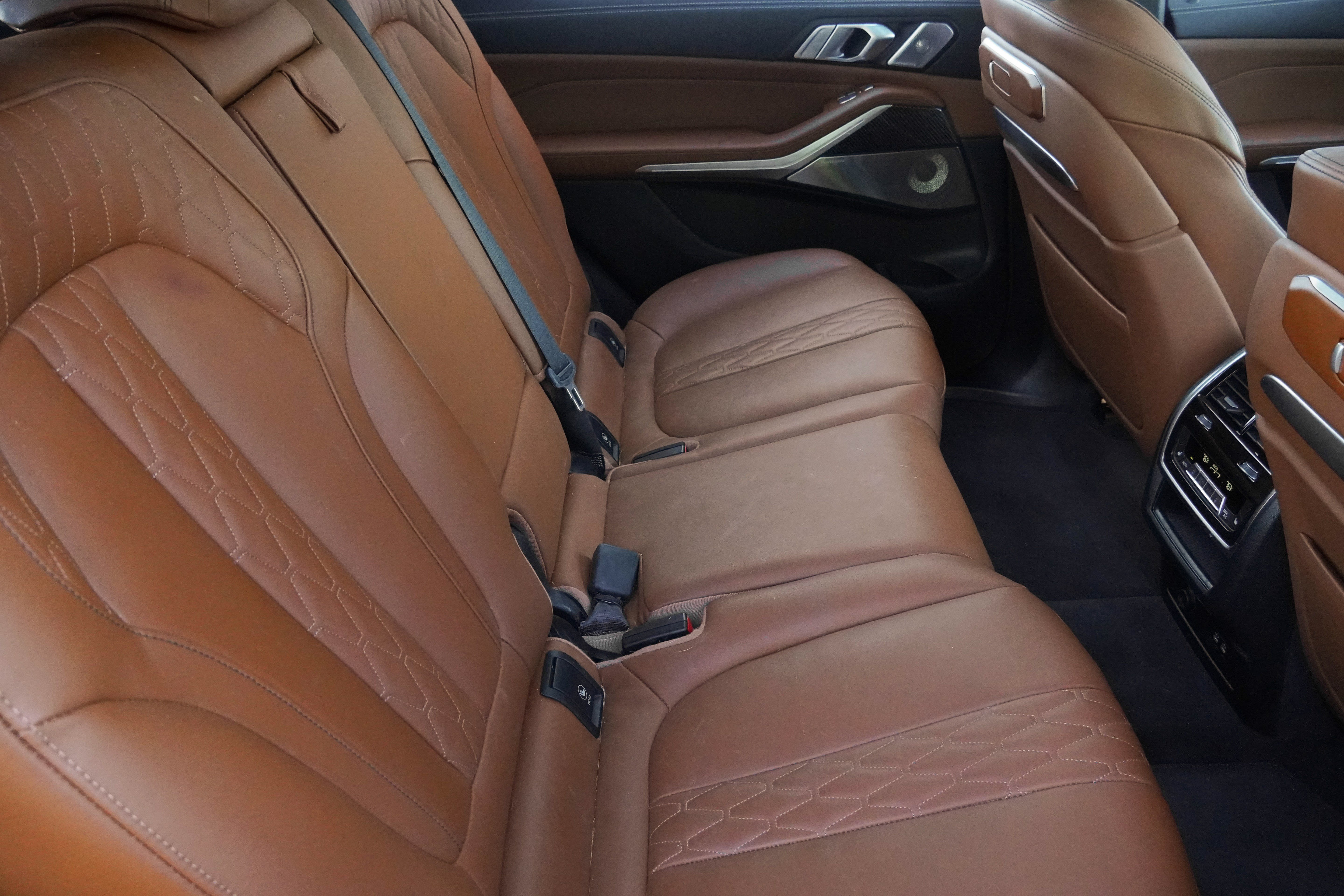 Certified 2024 BMW X7 M60i w/ Executive Package AWD/4WD image 34